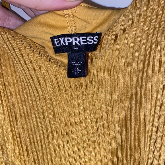 Express knot front dress - Picture 3 of 7